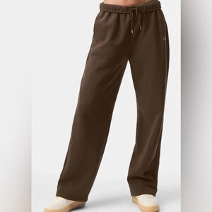ALO Yoga Brown Straight Leg Pants